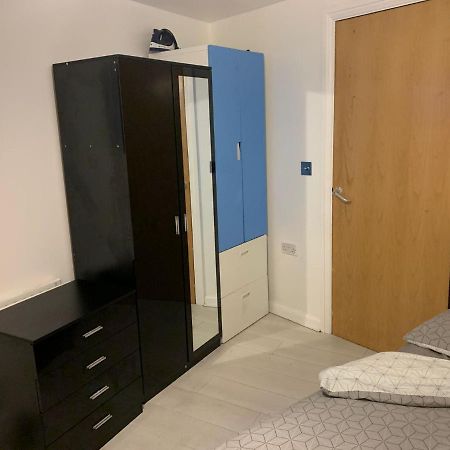 לונדון Room Near City מראה חיצוני תמונה