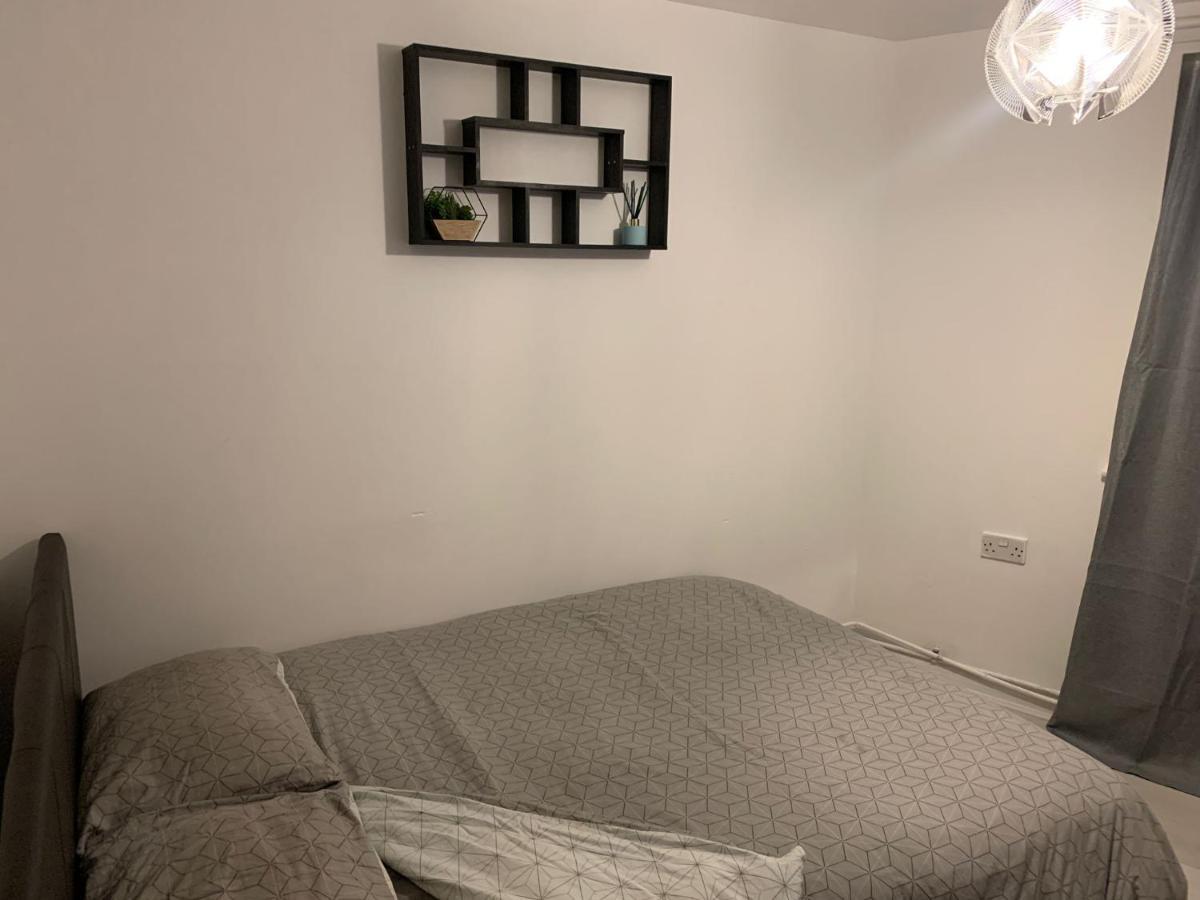 לונדון Room Near City מראה חיצוני תמונה